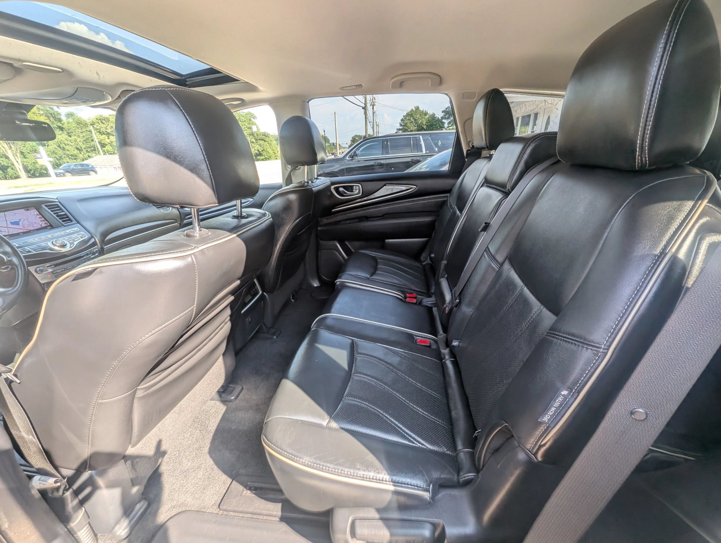Used 2018 INFINITI QX60 Luxe w/ Premium Plus Package AWD/4WD image 40