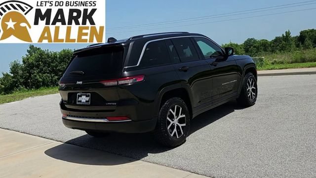 Used 2023 Jeep Grand Cherokee Limited AWD/4WD image 8