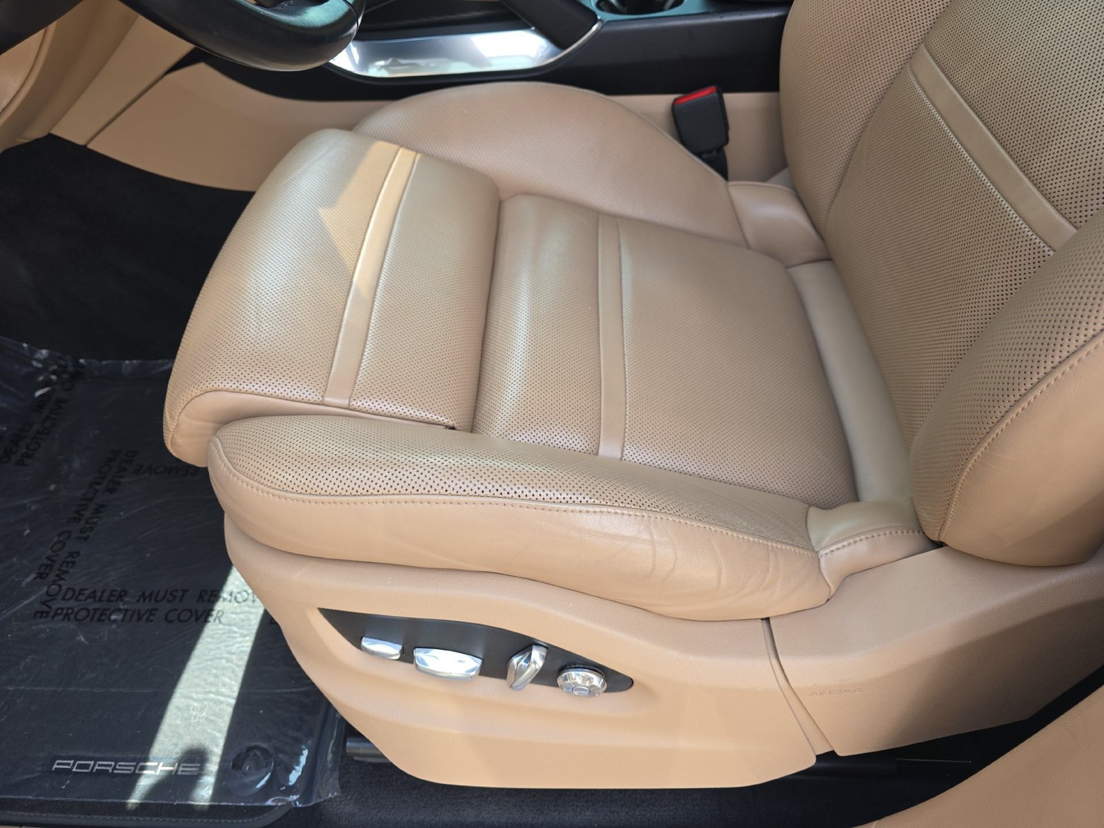Used 2020 Porsche Cayenne Turbo AWD/4WD image 14