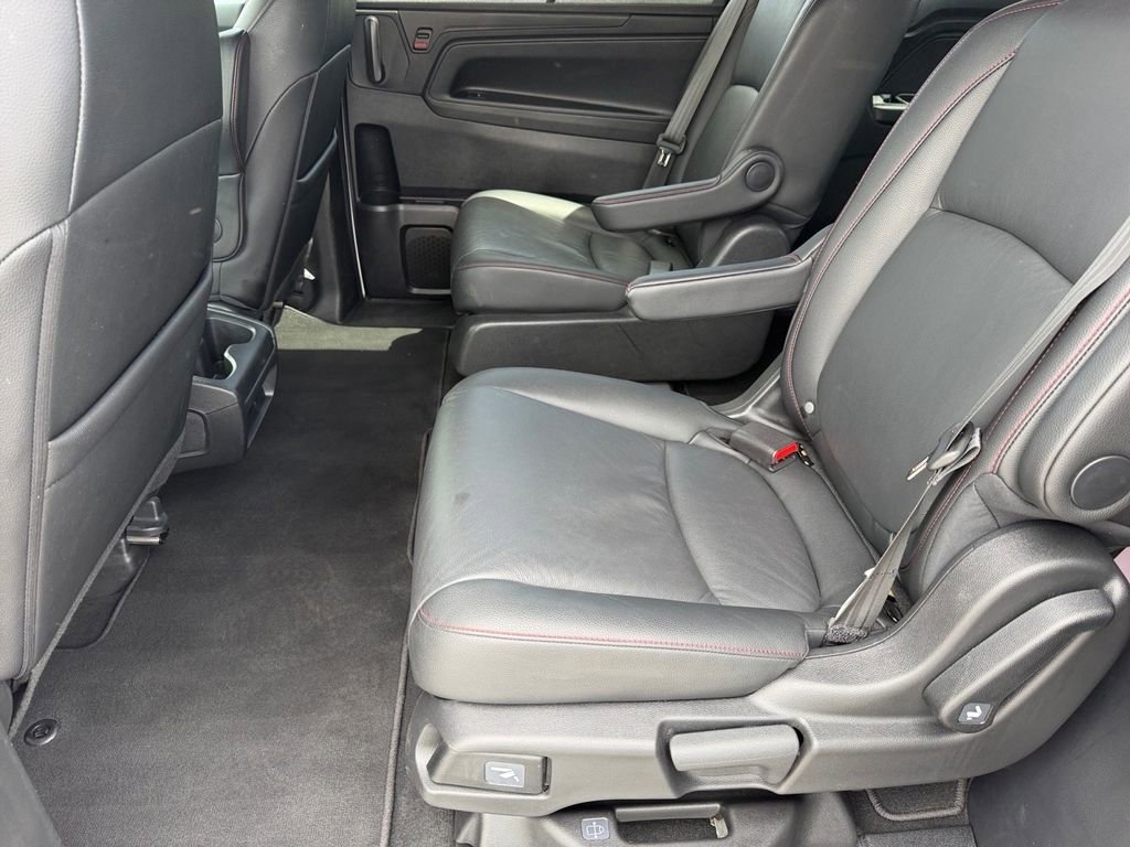 Used 2025 Honda Odyssey Sport-L image 12