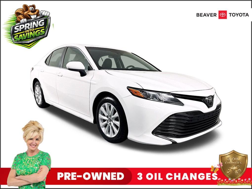 Used 2018 Toyota Camry LE image 1