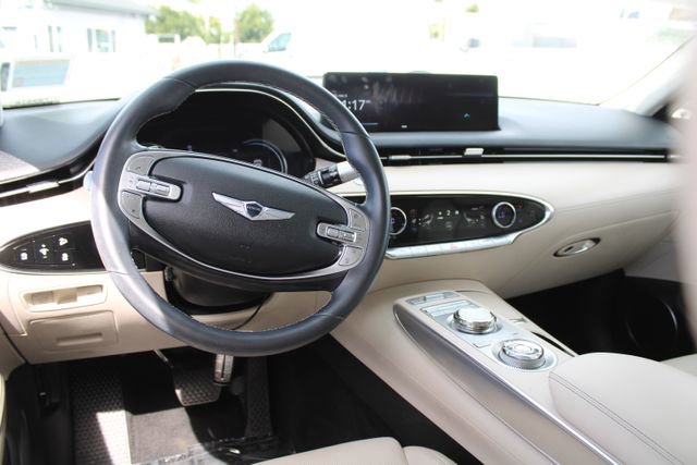 Used 2022 Genesis GV70 2.5T w/ Select Package image 15