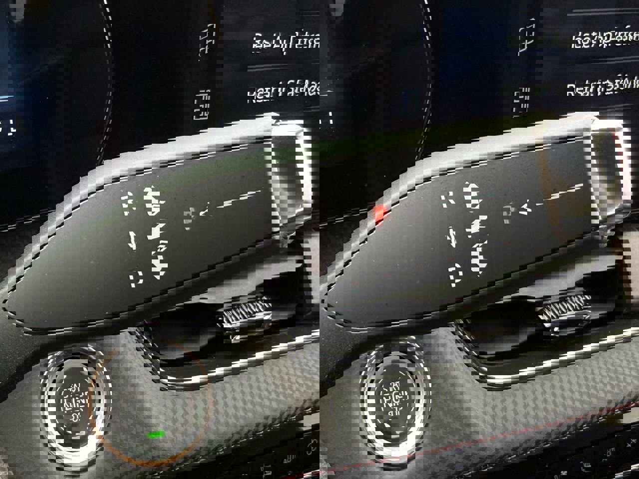 Certified 2026 Chevrolet Equinox RS w/ Convenience Package III image 17