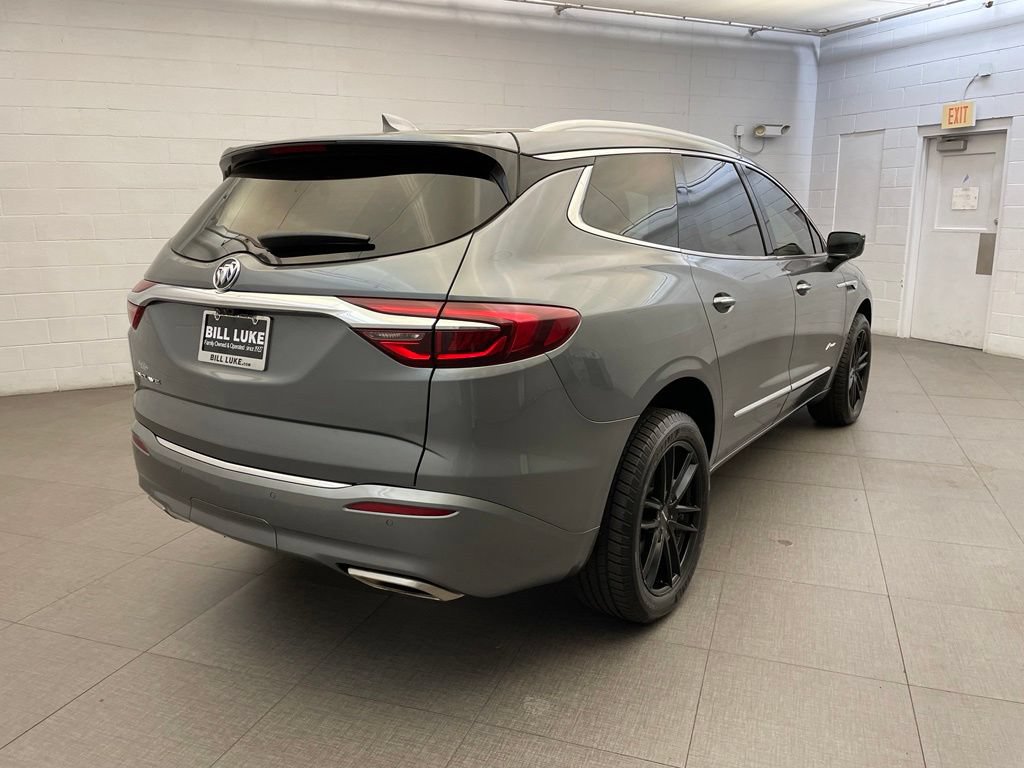 Used 2020 Buick Enclave Avenir w/ Avenir Technology Package FWD image 6