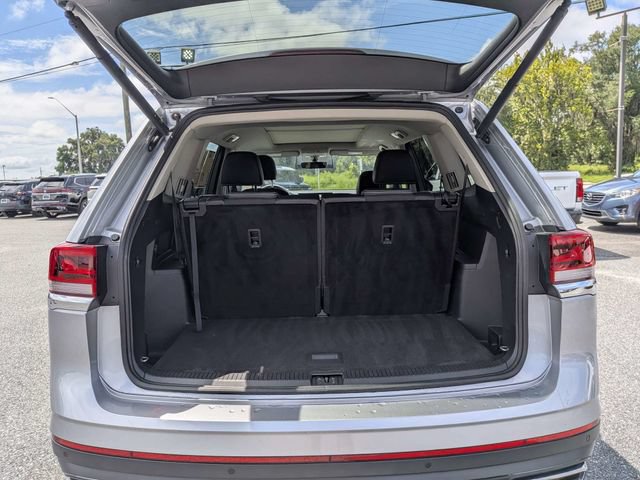 Used 2023 Volkswagen Atlas SE w/ Panoramic Sunroof Package FWD image 12