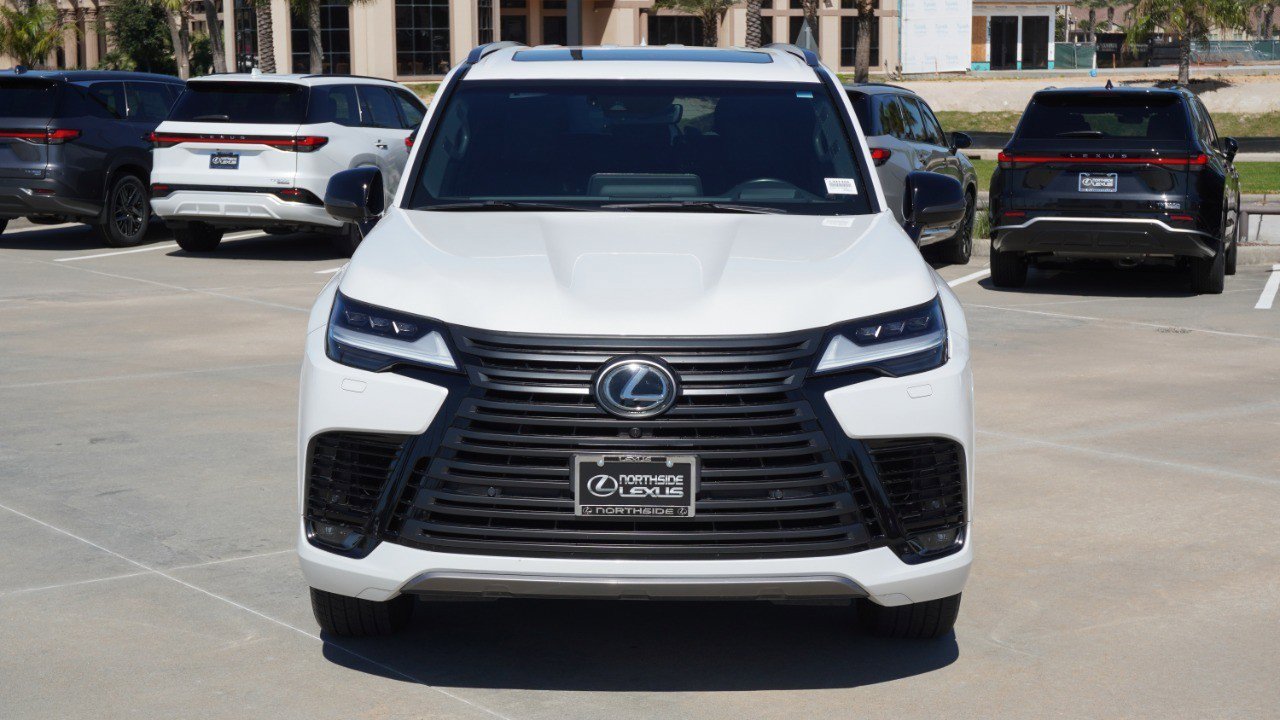 Used 2023 Lexus LX 600 4WD w/ Appearance Package image 2