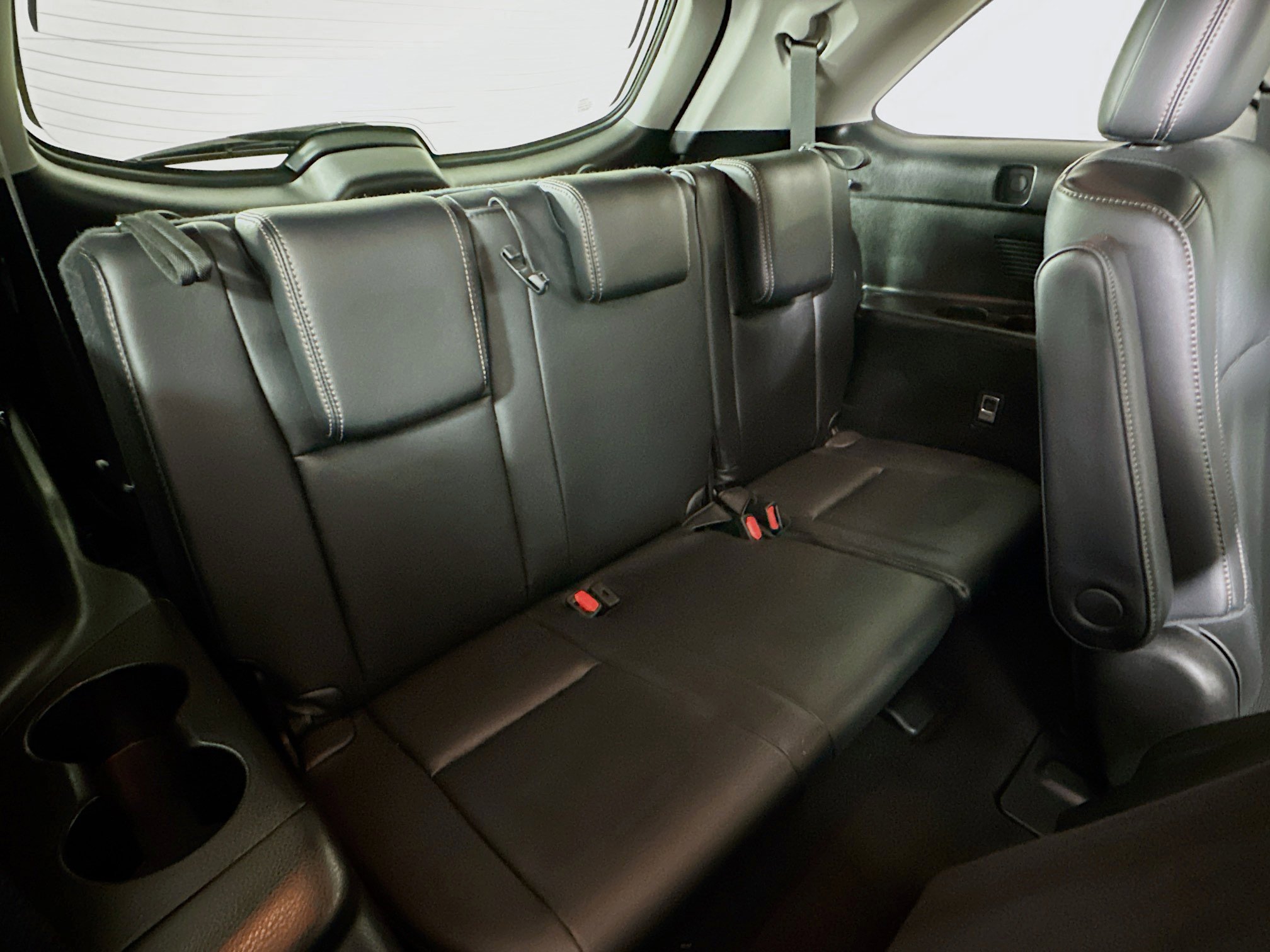 Used 2017 Toyota Highlander Limited image 29