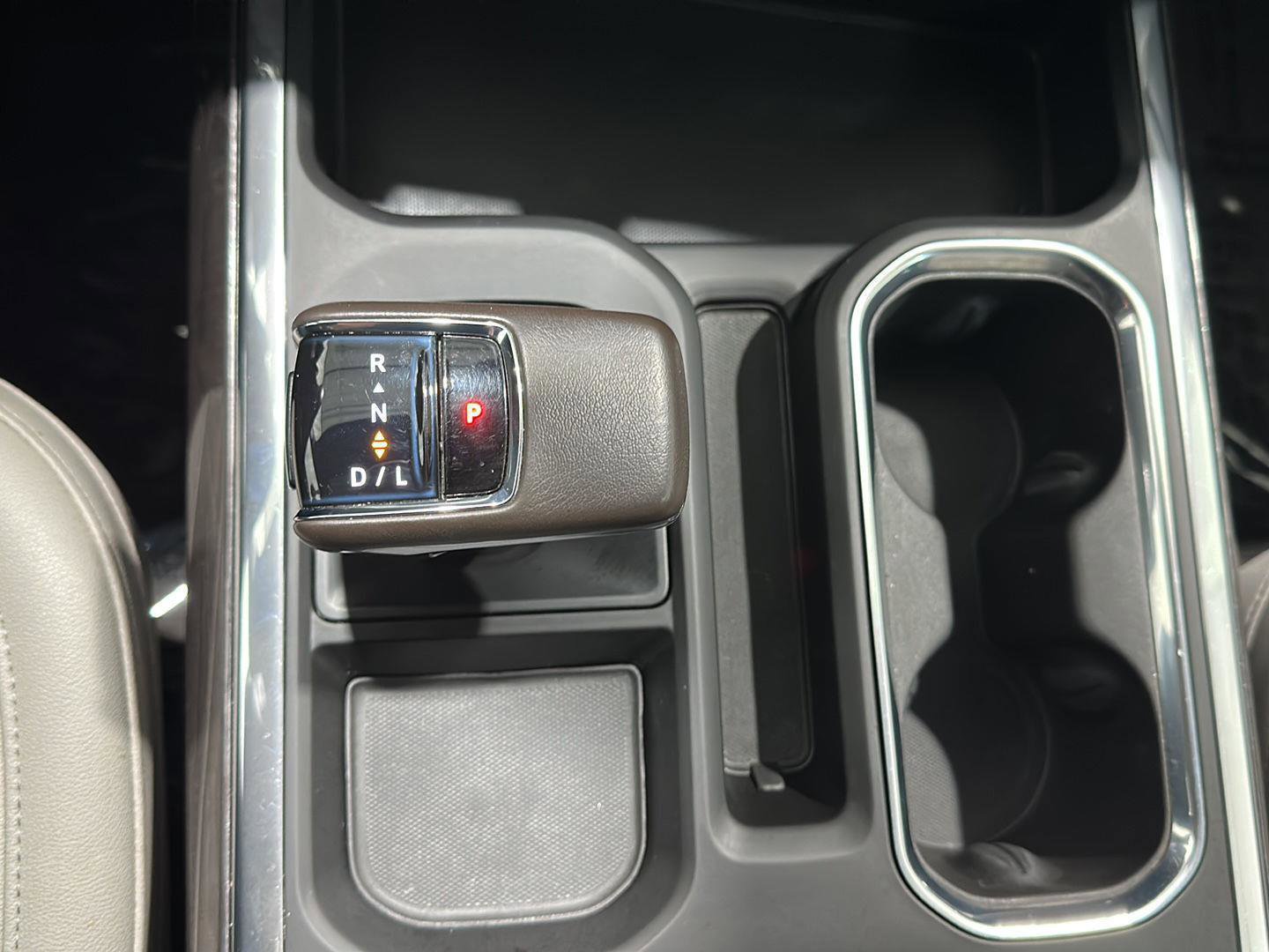 Used 2022 Chevrolet Silverado 1500 LTZ image 15