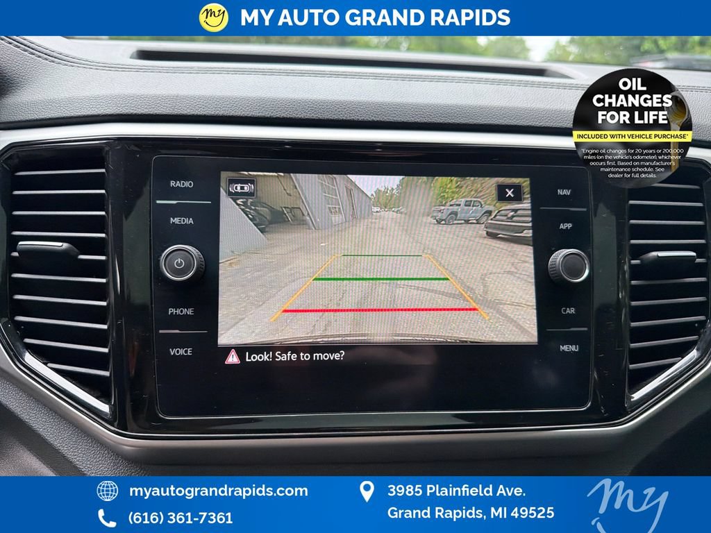 Used 2022 Volkswagen Atlas Cross Sport SEL Premium R-Line AWD/4WD image 22