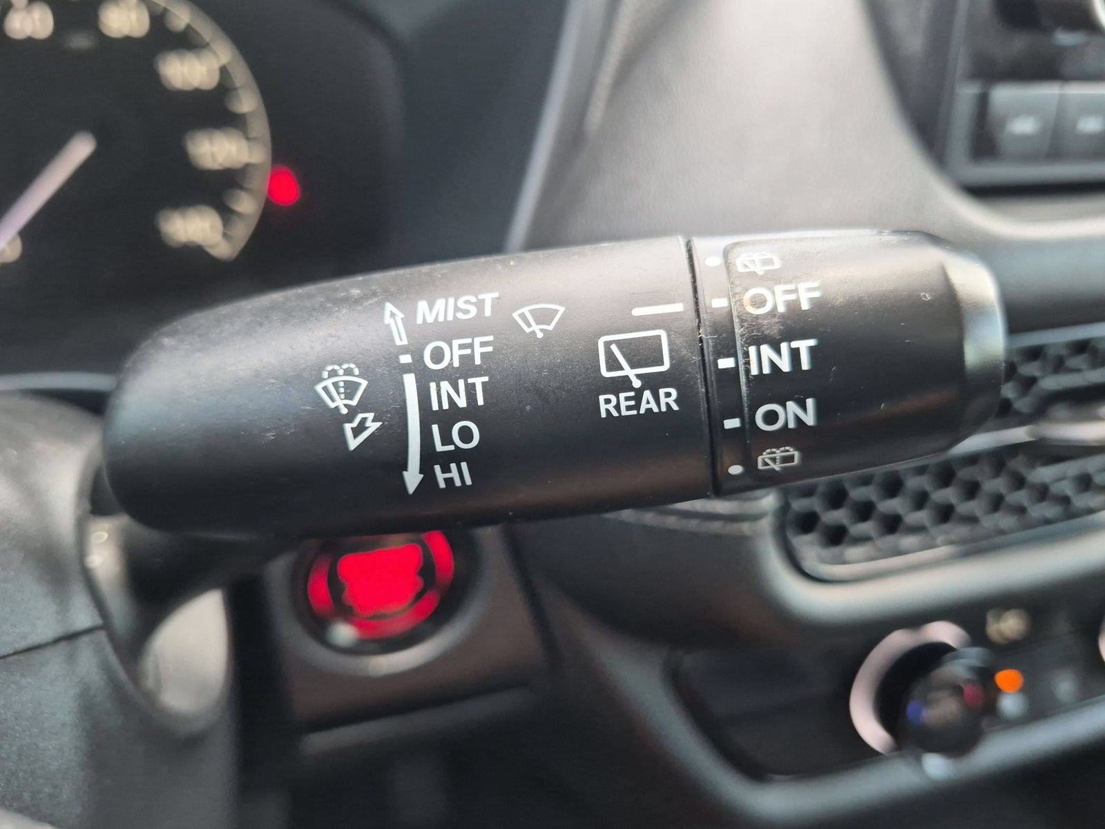 Used 2024 Honda HR-V LX image 15