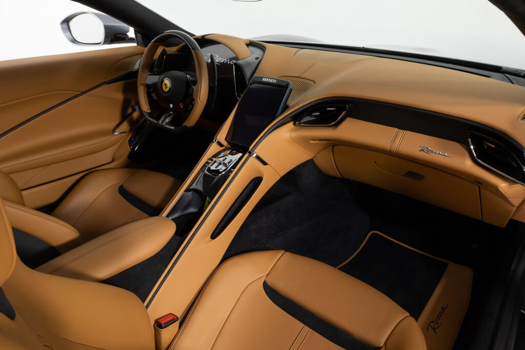 Used 2024 Ferrari Roma RWD image 38