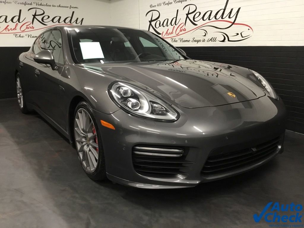Used 2016 Porsche Panamera GTS image 3