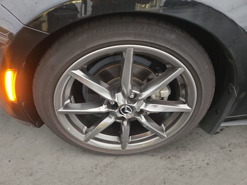 Used 2021 MAZDA MX-5 Miata RF Grand Touring image 9