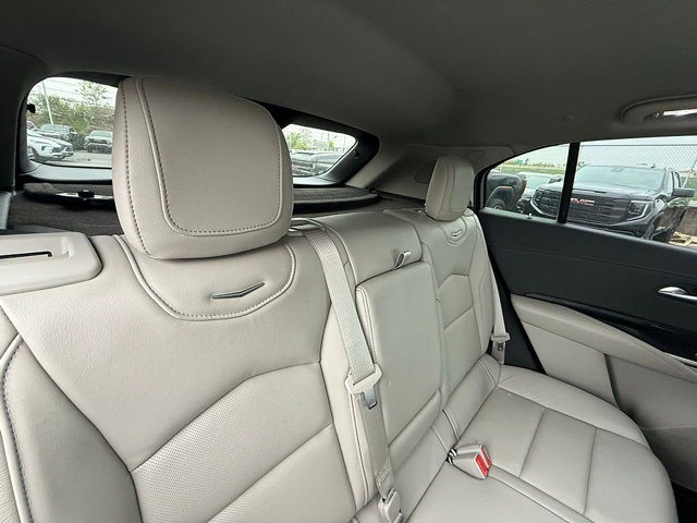 Used 2019 Cadillac XT4 Premium Luxury w/ Enhanced Visibility Package AWD/4WD image 20