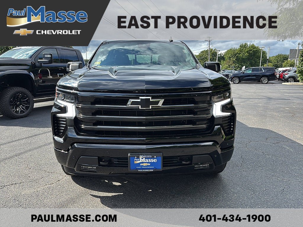 Used 2025 Chevrolet Silverado 1500 High Country w/ High Country Premium Package AWD/4WD image 2