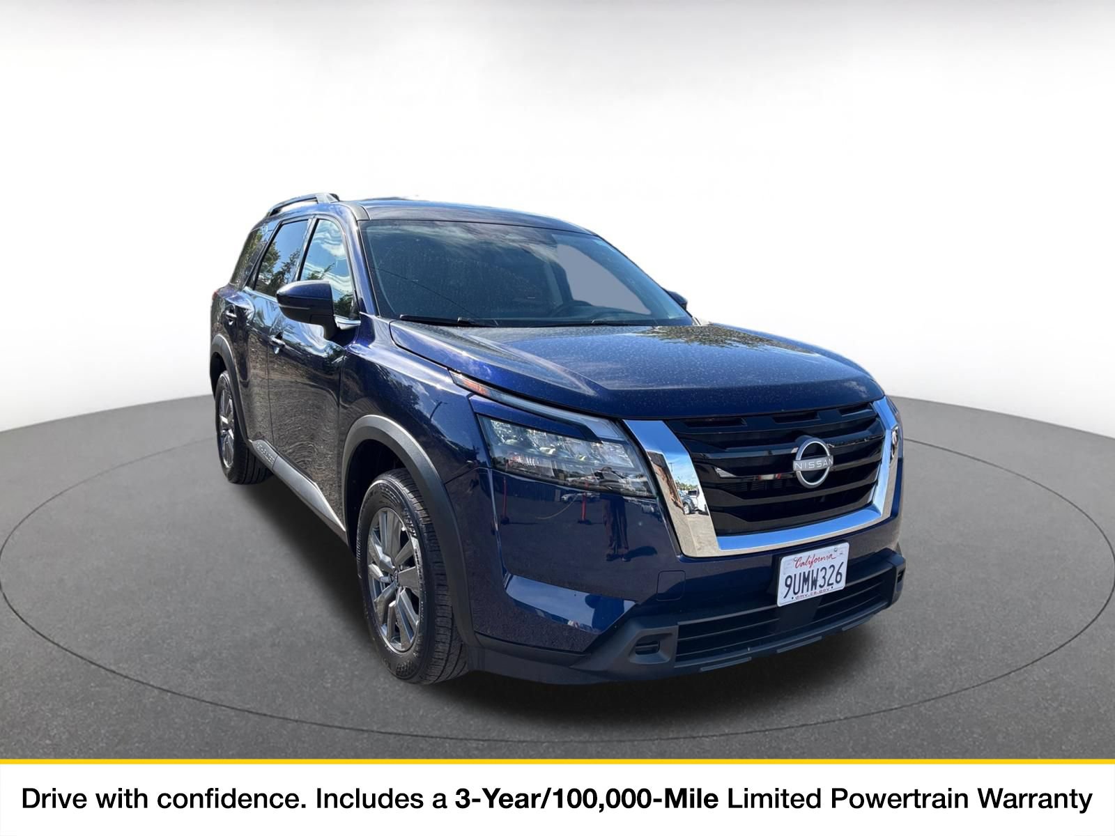 Used 2025 Nissan Pathfinder SV