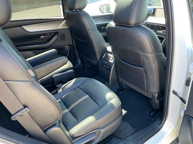 Used 2024 MAZDA CX-90 Plug-In Hybrid w/ Premium Plus image 23
