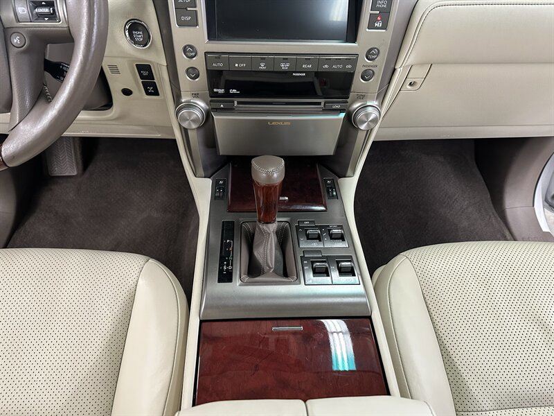 Used 2012 Lexus GX 460 Premium AWD/4WD image 23