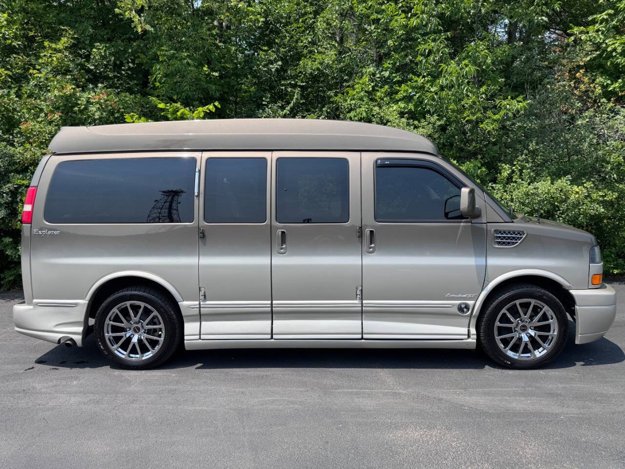 Used 2014 GMC Savana 1500 RWD image 33