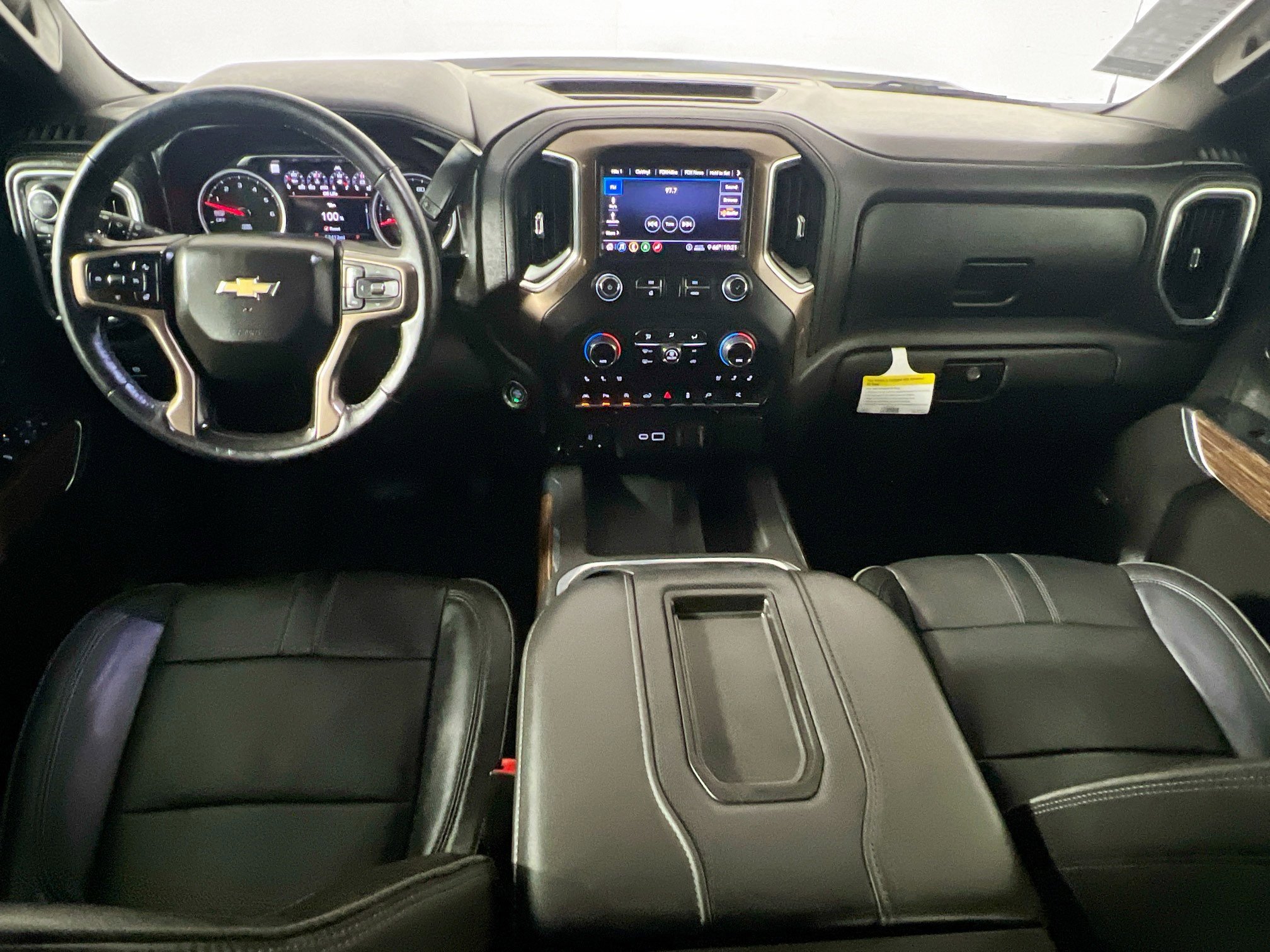 Used 2020 Chevrolet Silverado 1500 High Country w/ Technology Package image 30