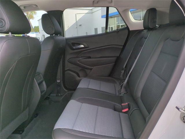 New 2026 Chevrolet Trax LT w/ Sunroof Package image 14