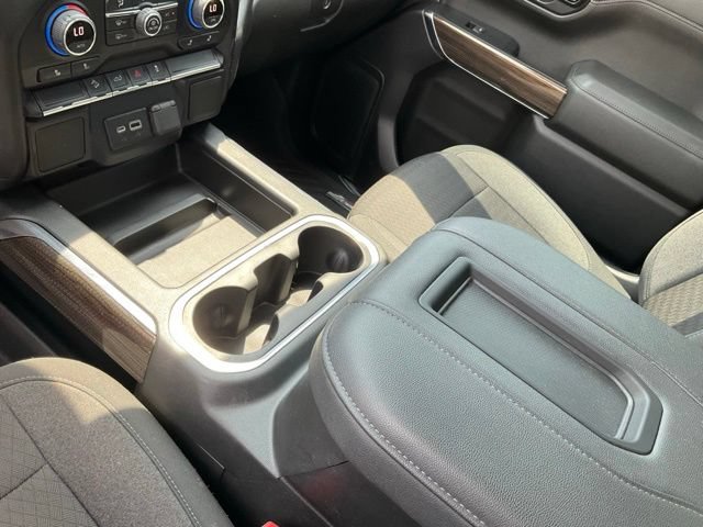 Used 2022 Chevrolet Silverado 1500 LT Trail Boss w/ LPO, Dark Essentials Package AWD/4WD image 15