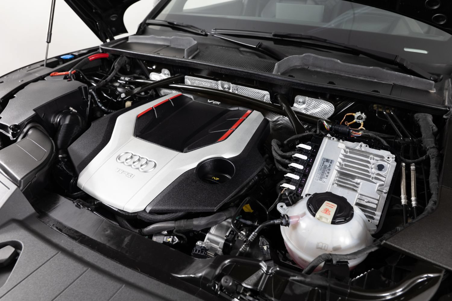 Used 2021 Audi SQ5 Prestige w/ Prestige Package AWD/4WD image 44