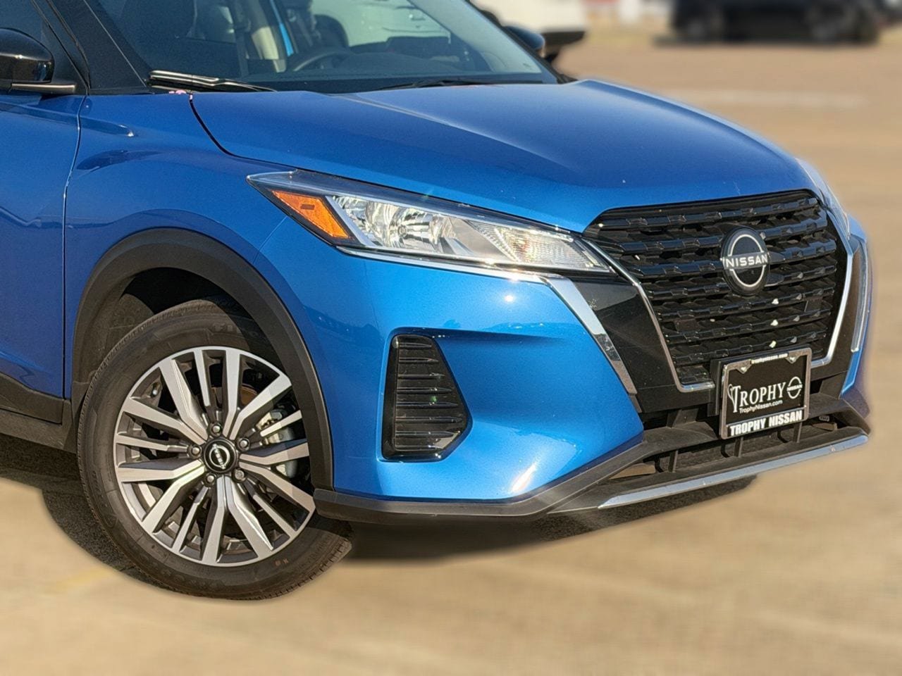 Certified 2024 Nissan Kicks SV FWD image 8