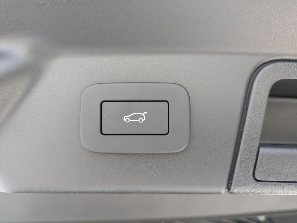 New 2026 Land Rover Range Rover Velar Dynamic SE AWD/4WD image 15