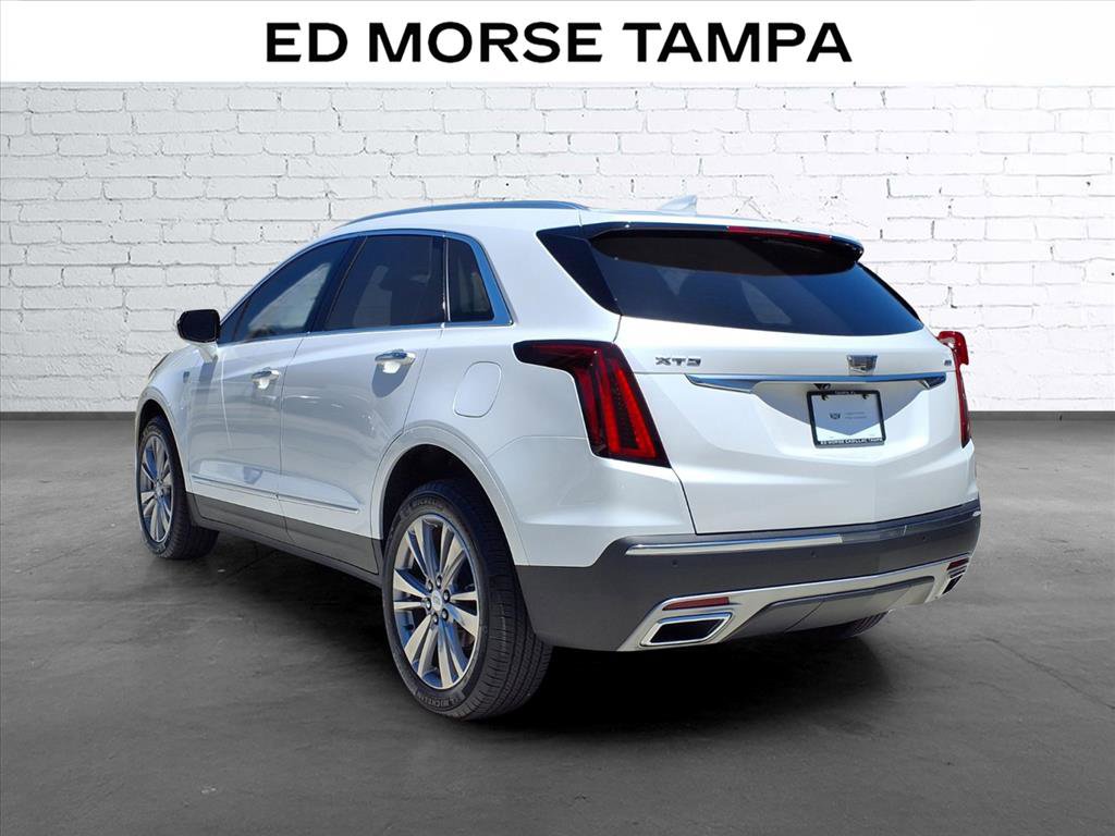 Used 2024 Cadillac XT5 Premium Luxury FWD image 3
