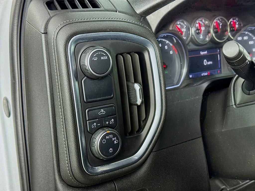 Used 2020 Chevrolet Silverado 1500 LT image 18