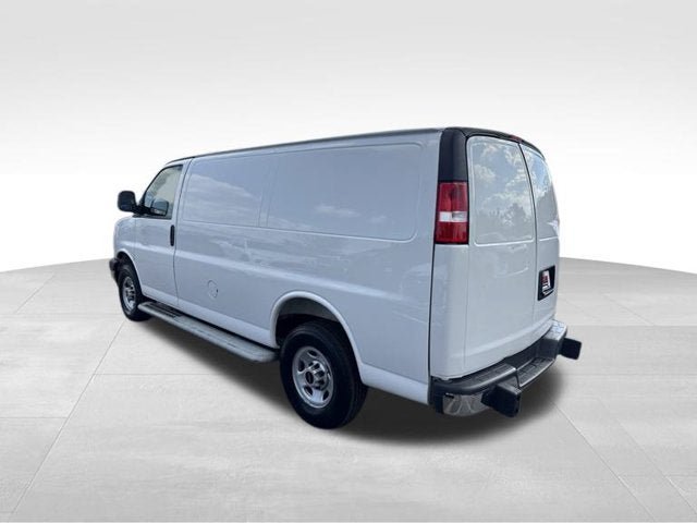 Used 2025 GMC Savana 2500 w/ Driver Convenience Package RWD image 7