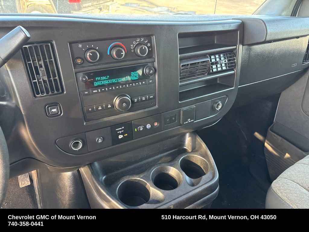 Used 2021 Chevrolet Express 3500 LT w/ LT Preferred Equipment Group image 17