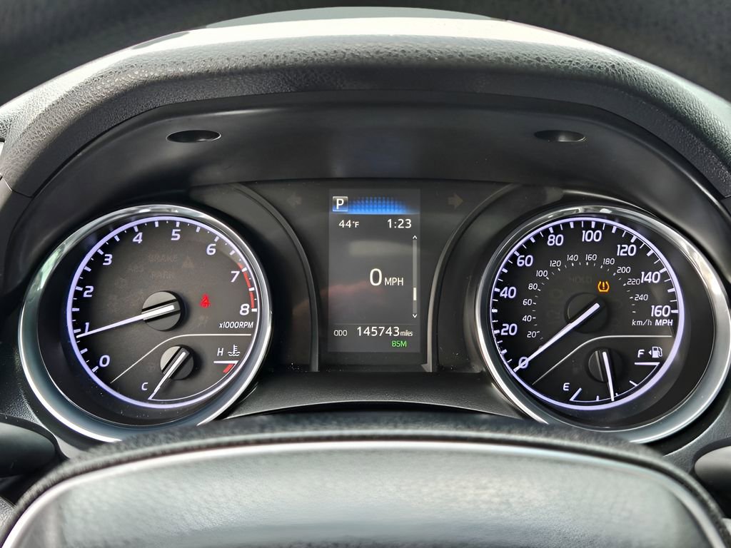 Used 2019 Toyota Camry LE w/ Convenience Package FWD image 19