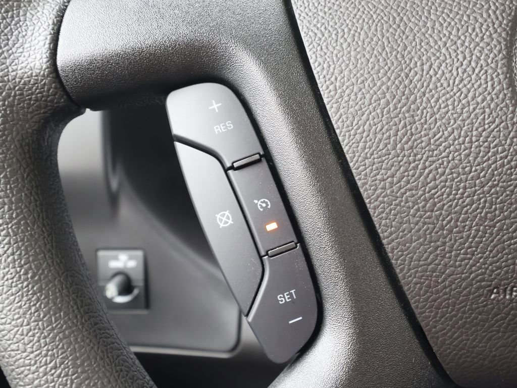 New 2026 Chevrolet Express 2500 image 14