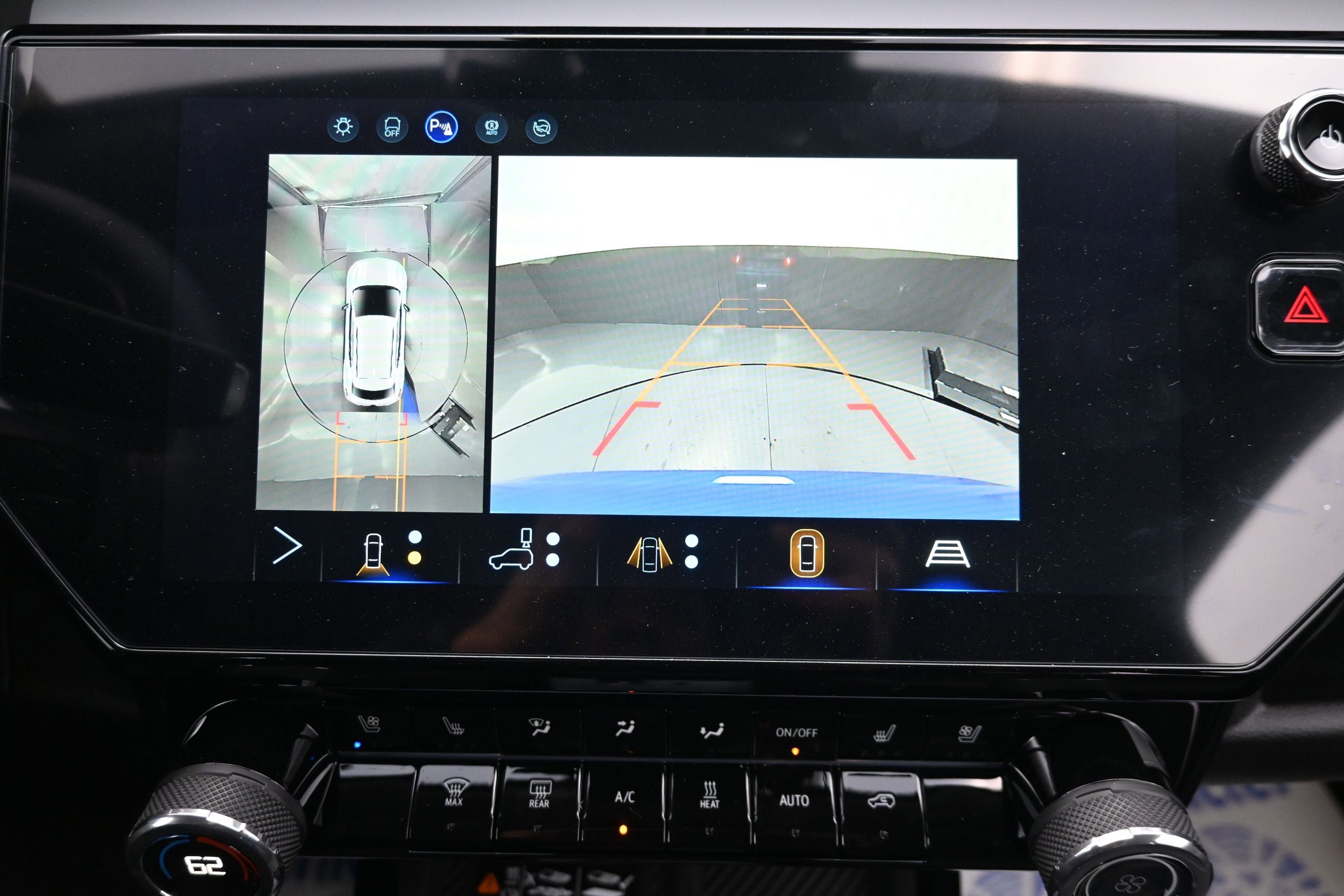 New 2027 Chevrolet Bolt RS w/ Technology Package FWD image 17