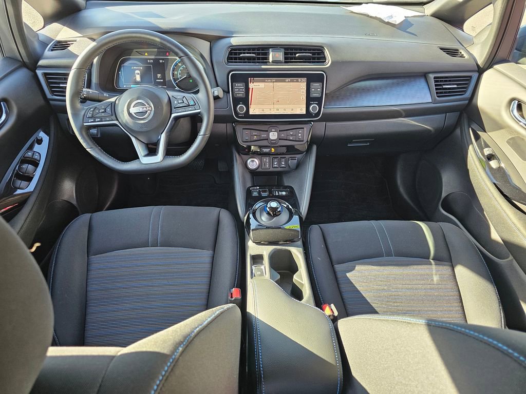 Certified 2025 Nissan Leaf SV Plus image 15