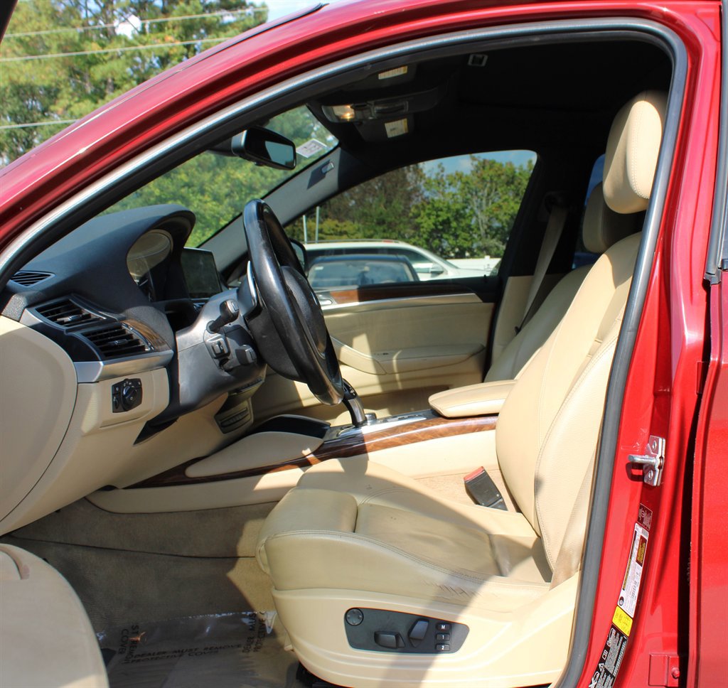 Used 2013 BMW X6 xDrive35i image 12
