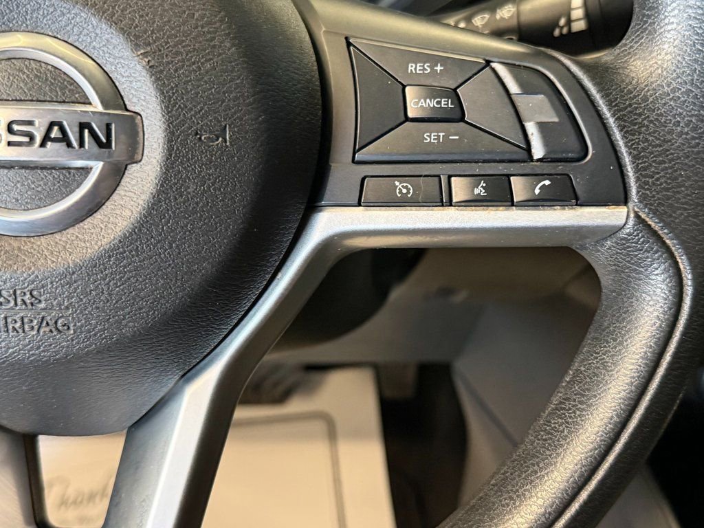 Used 2021 Nissan Versa SV FWD image 10