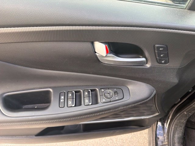 Used 2020 Hyundai Santa Fe Limited AWD/4WD image 23
