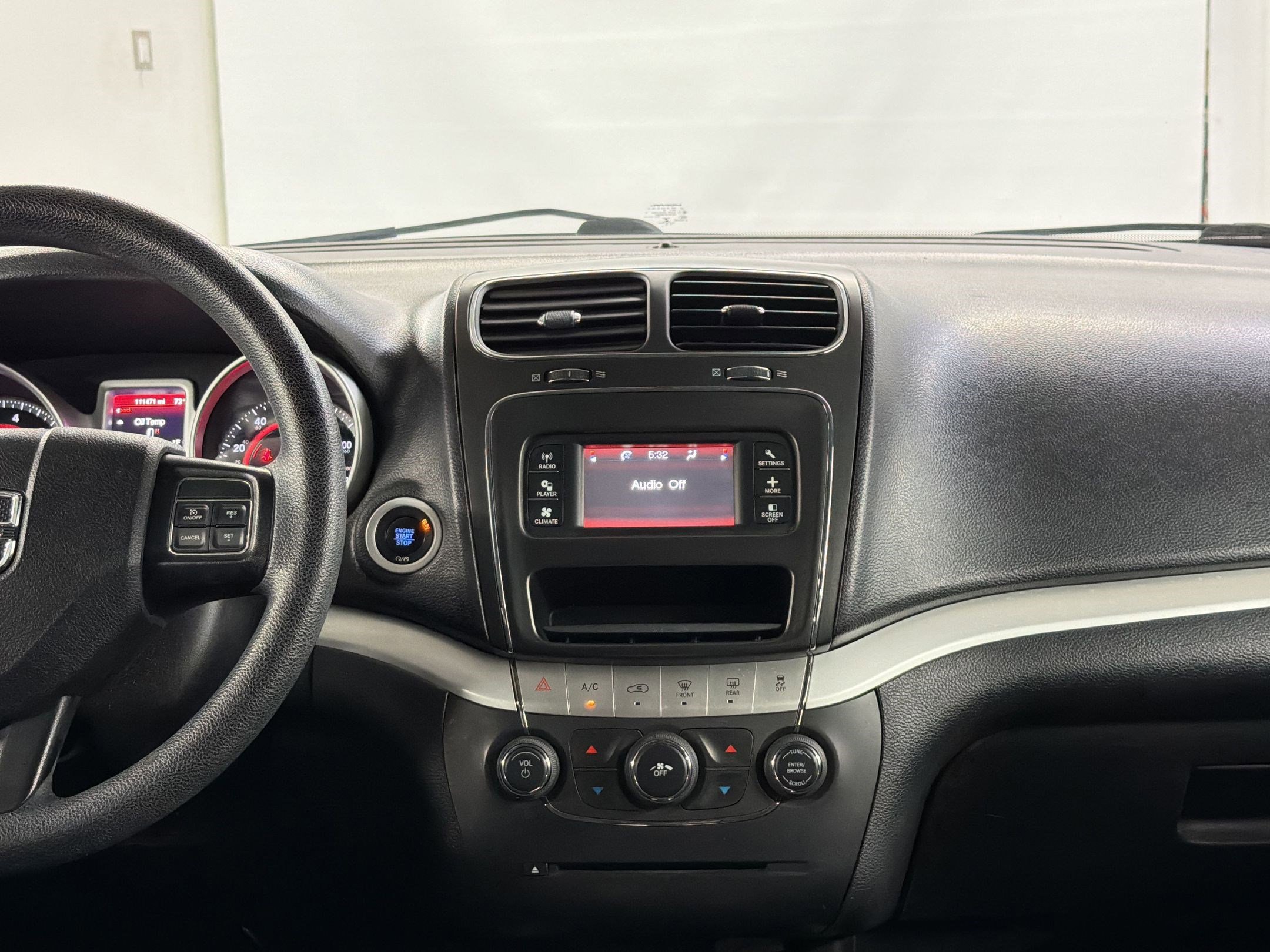 Used 2016 Dodge Journey SE w/ Flexible Seating Group image 30