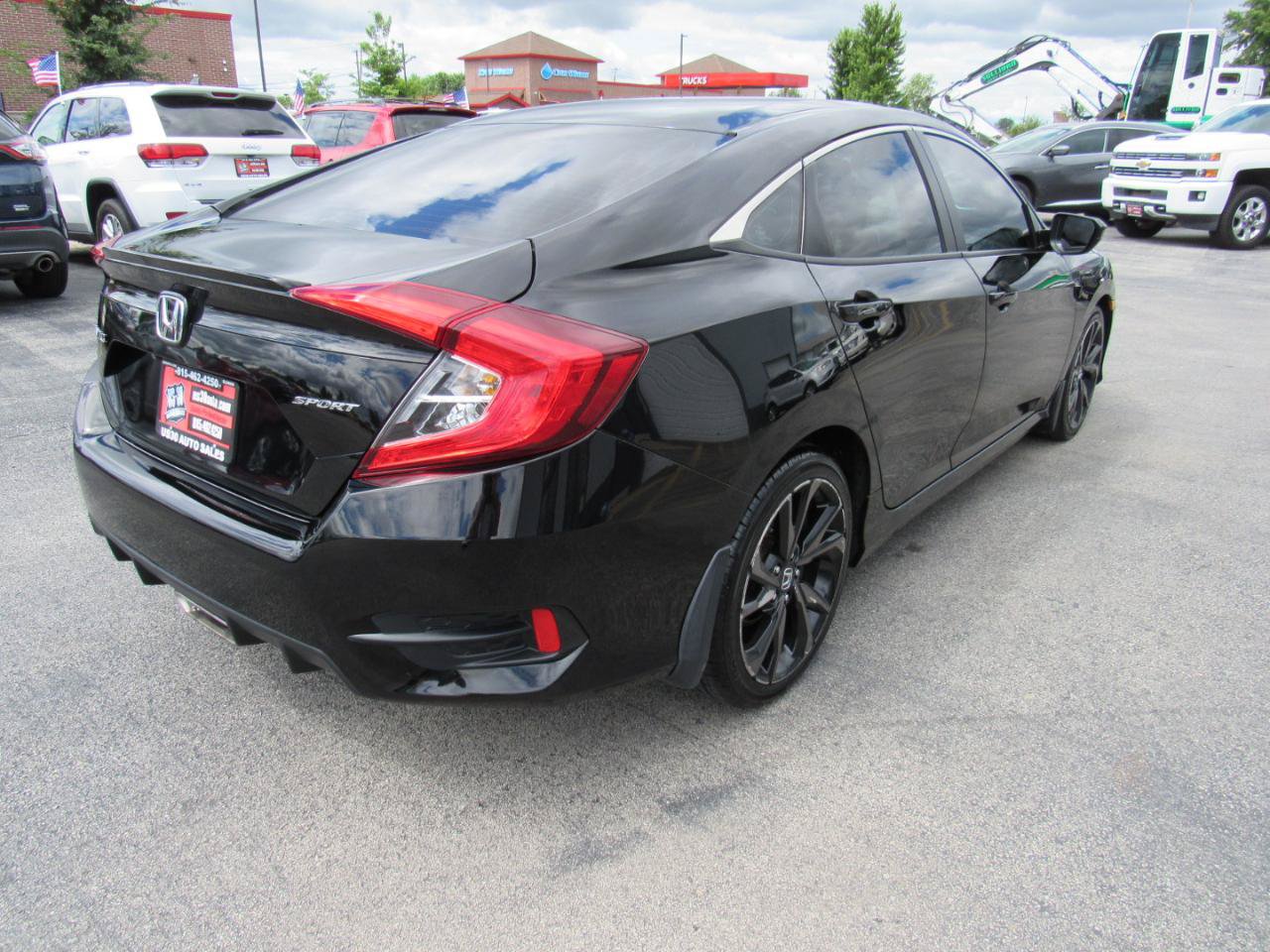 Used 2019 Honda Civic Sport image 6