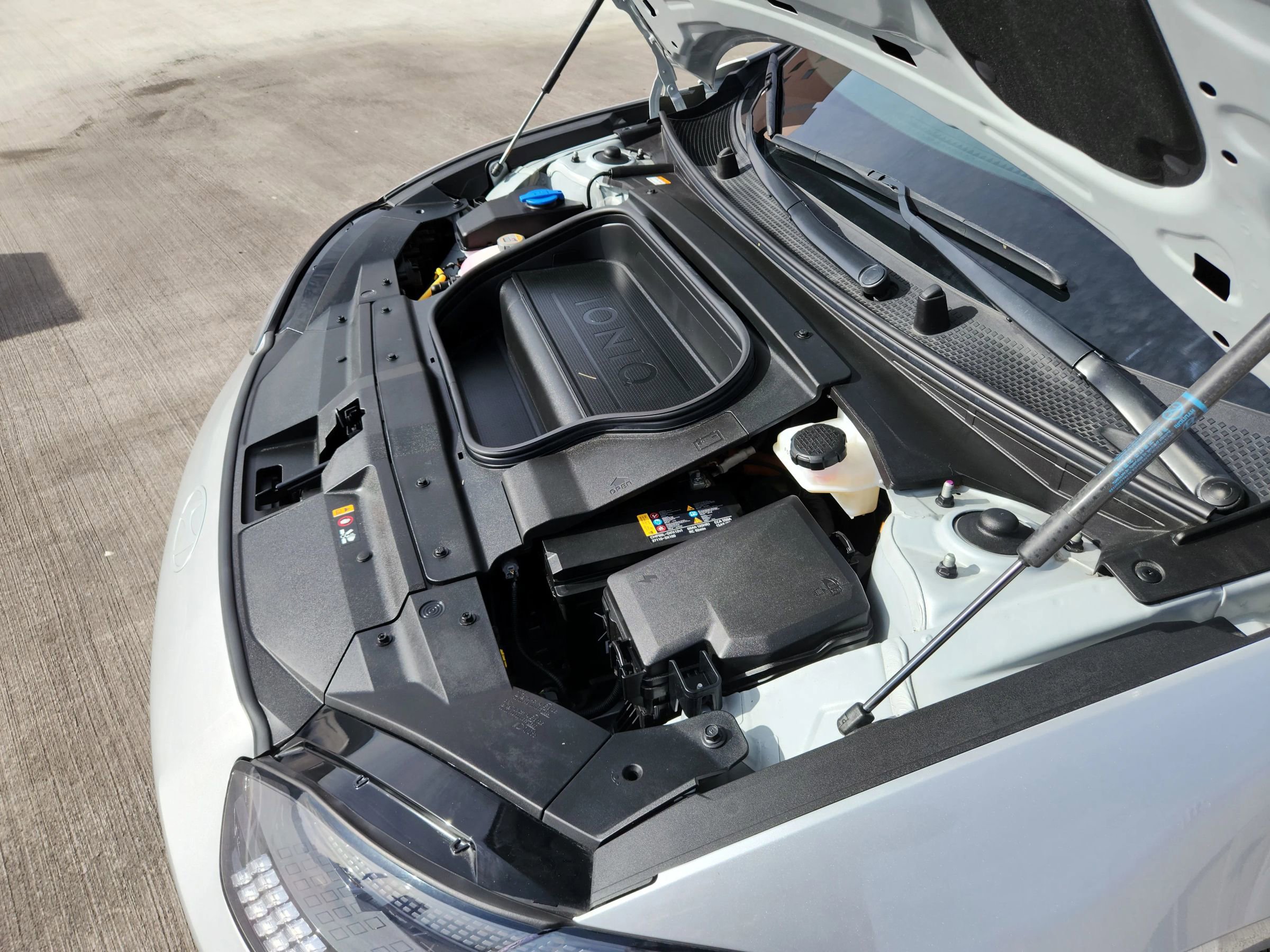 Used 2023 Hyundai Ioniq 6 SEL image 33