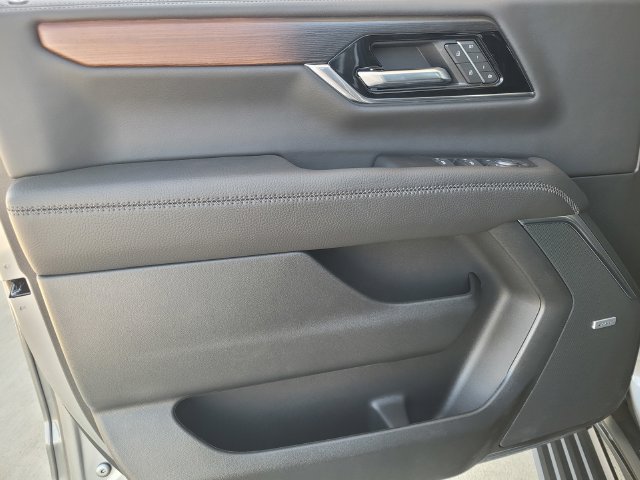 New 2026 GMC Yukon Denali w/ Denali Reserve Package AWD/4WD image 15