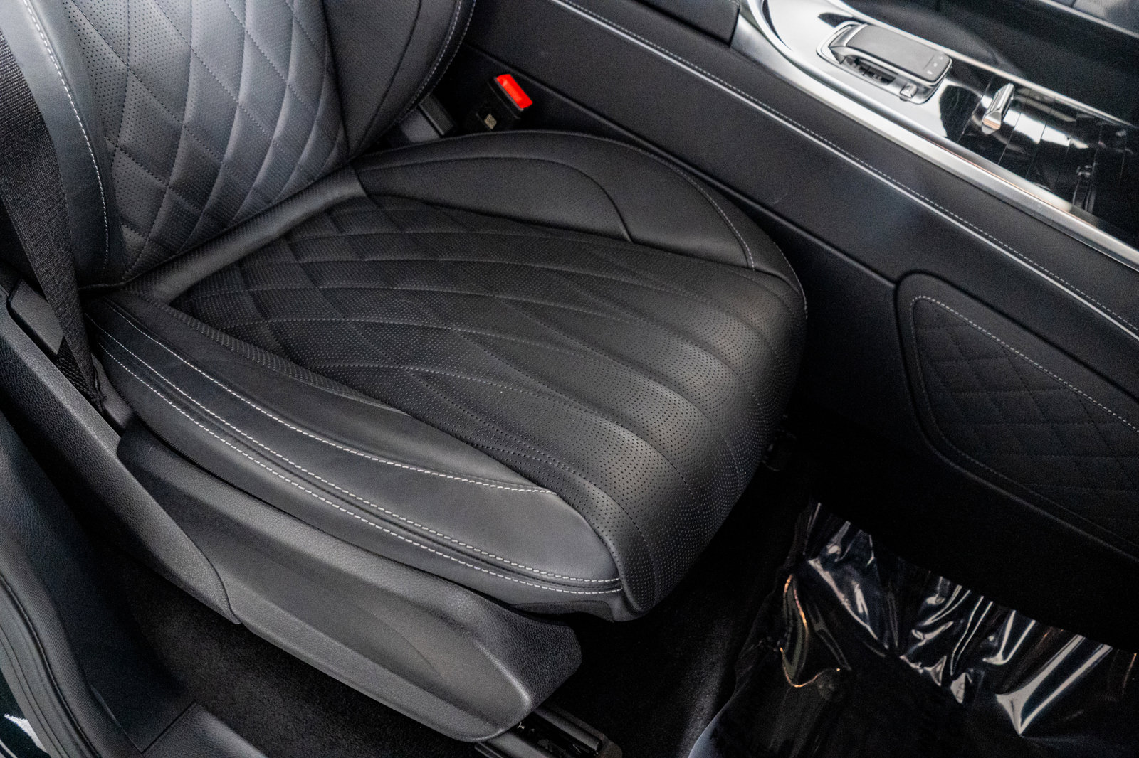 Used 2025 Mercedes-Benz G 63 AMG 4MATIC image 33