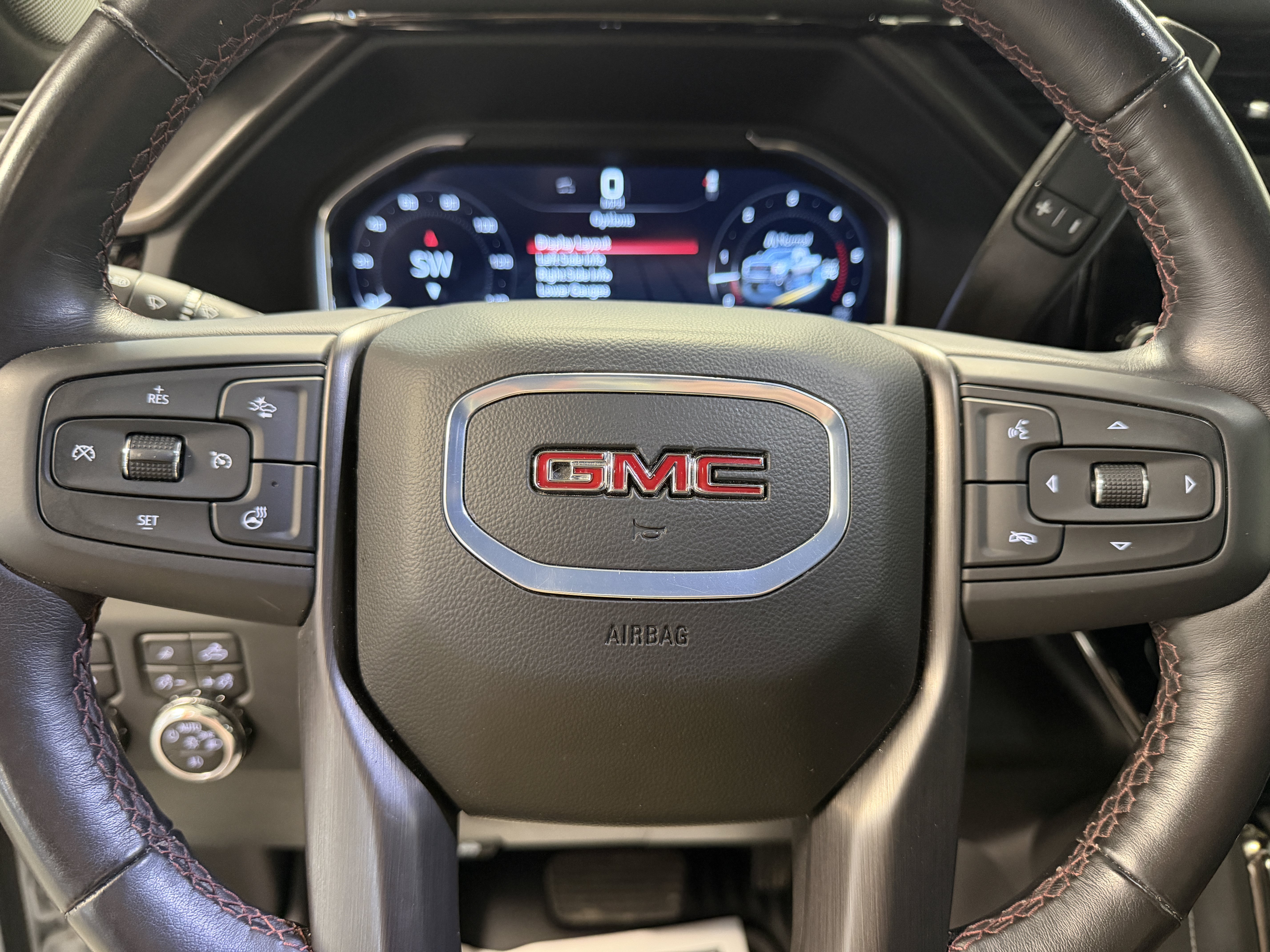 Used 2025 GMC Sierra 2500 AT4X AWD/4WD image 16