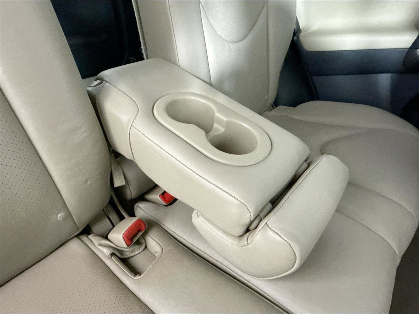 Used 2012 Toyota RAV4 Limited image 30