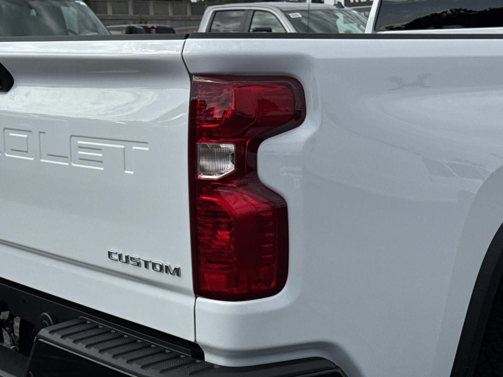 New 2026 Chevrolet Silverado 2500 Custom w/ Custom Value Package AWD/4WD image 9