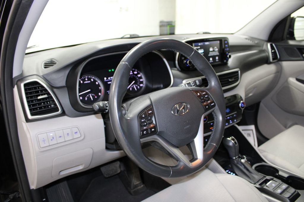 Used 2020 Hyundai Tucson Sport w/ Cargo Package image 17