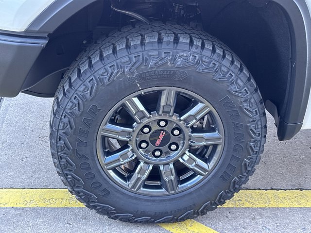 New 2026 GMC Sierra 1500 AT4X image 12